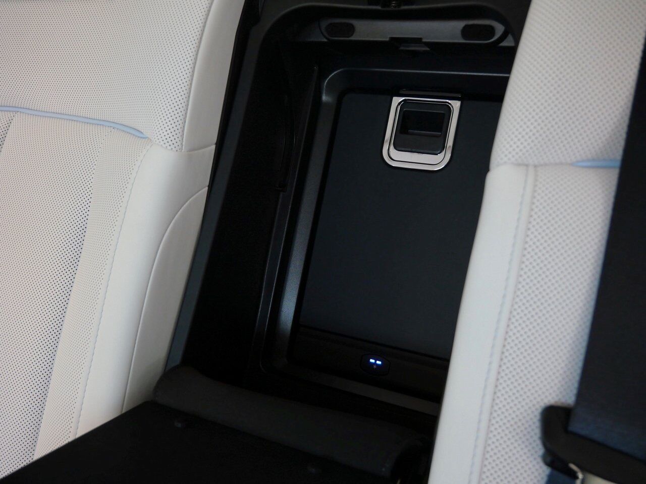 2025 Rolls-Royce Phantom Lawrence KS