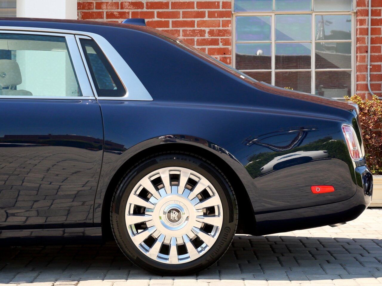 2025 Rolls-Royce Phantom Lawrence KS