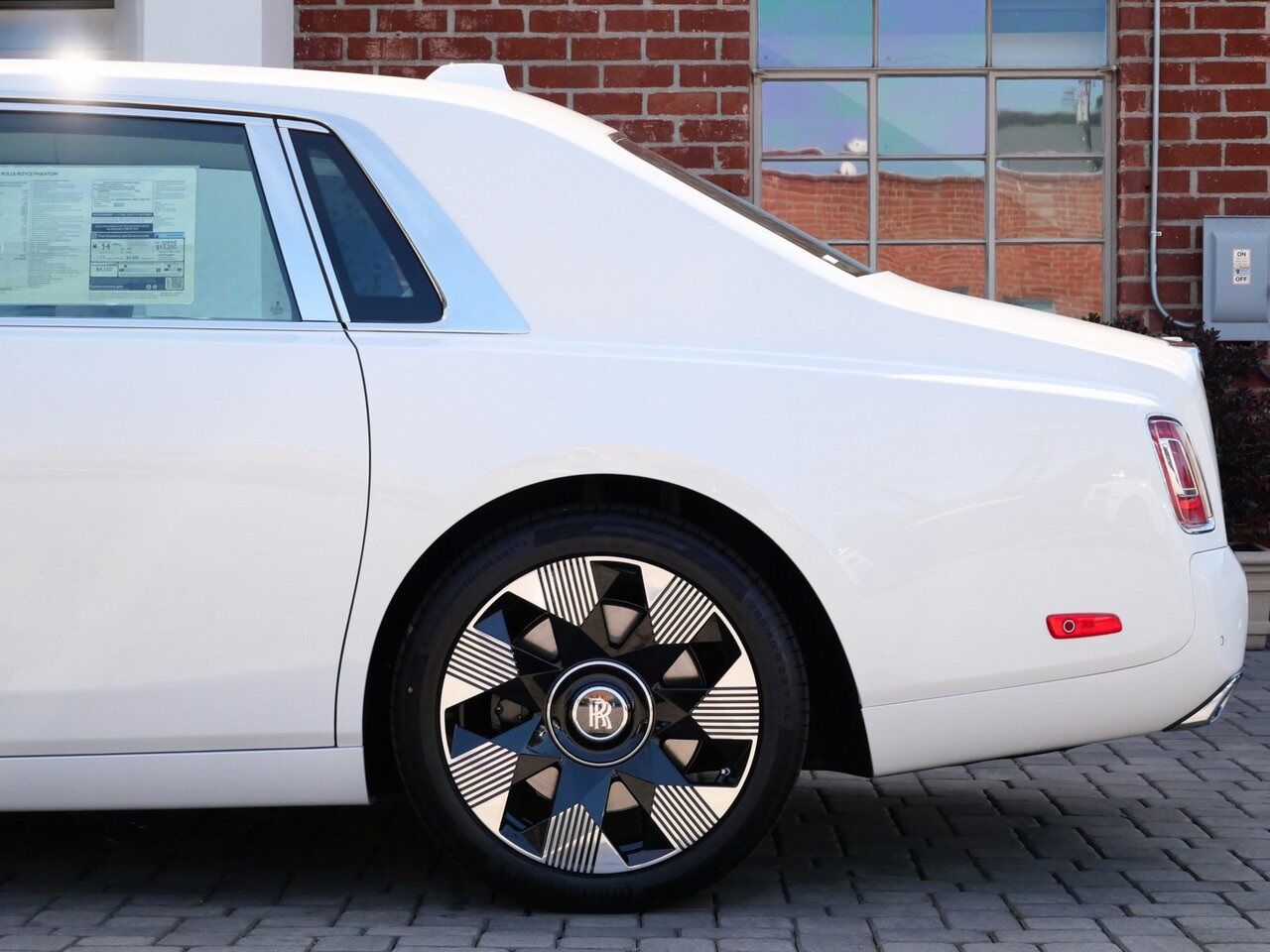 2025 Rolls-Royce Phantom Lawrence KS