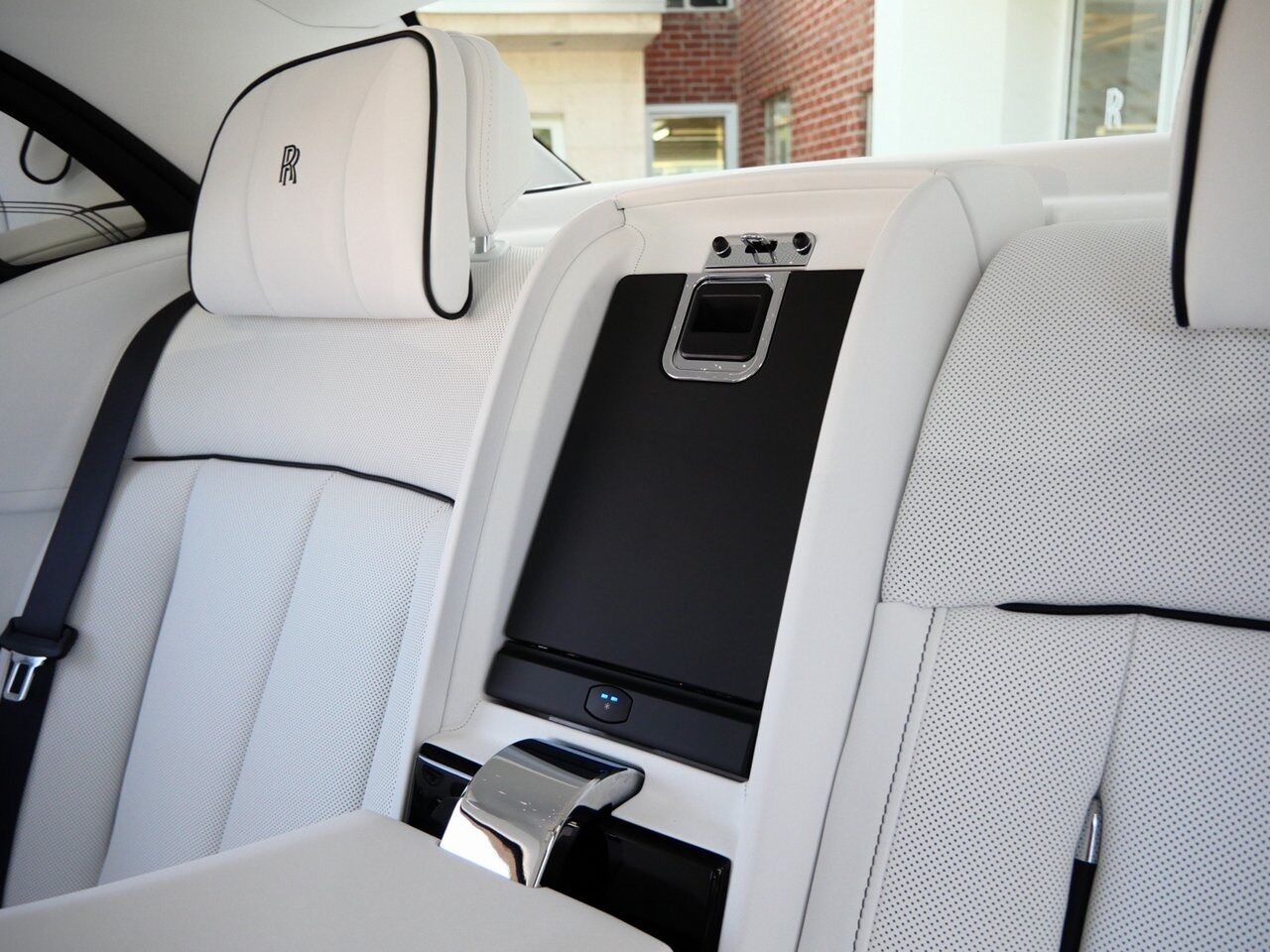 2025 Rolls-Royce Phantom Lawrence KS