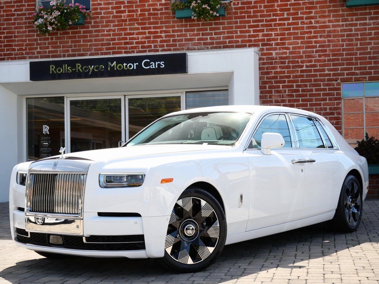 2025 Rolls-Royce Phantom Lawrence KS