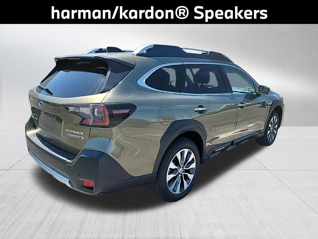 2025 Subaru Outback Touring XT