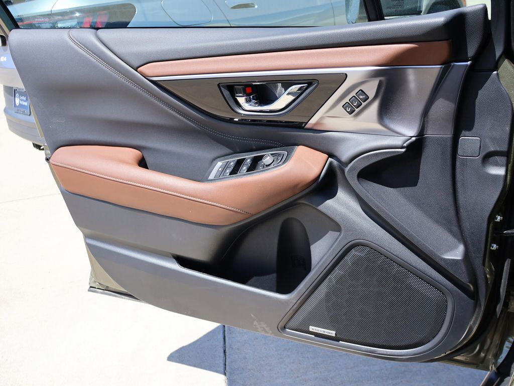 2025 Subaru Outback Touring XT
