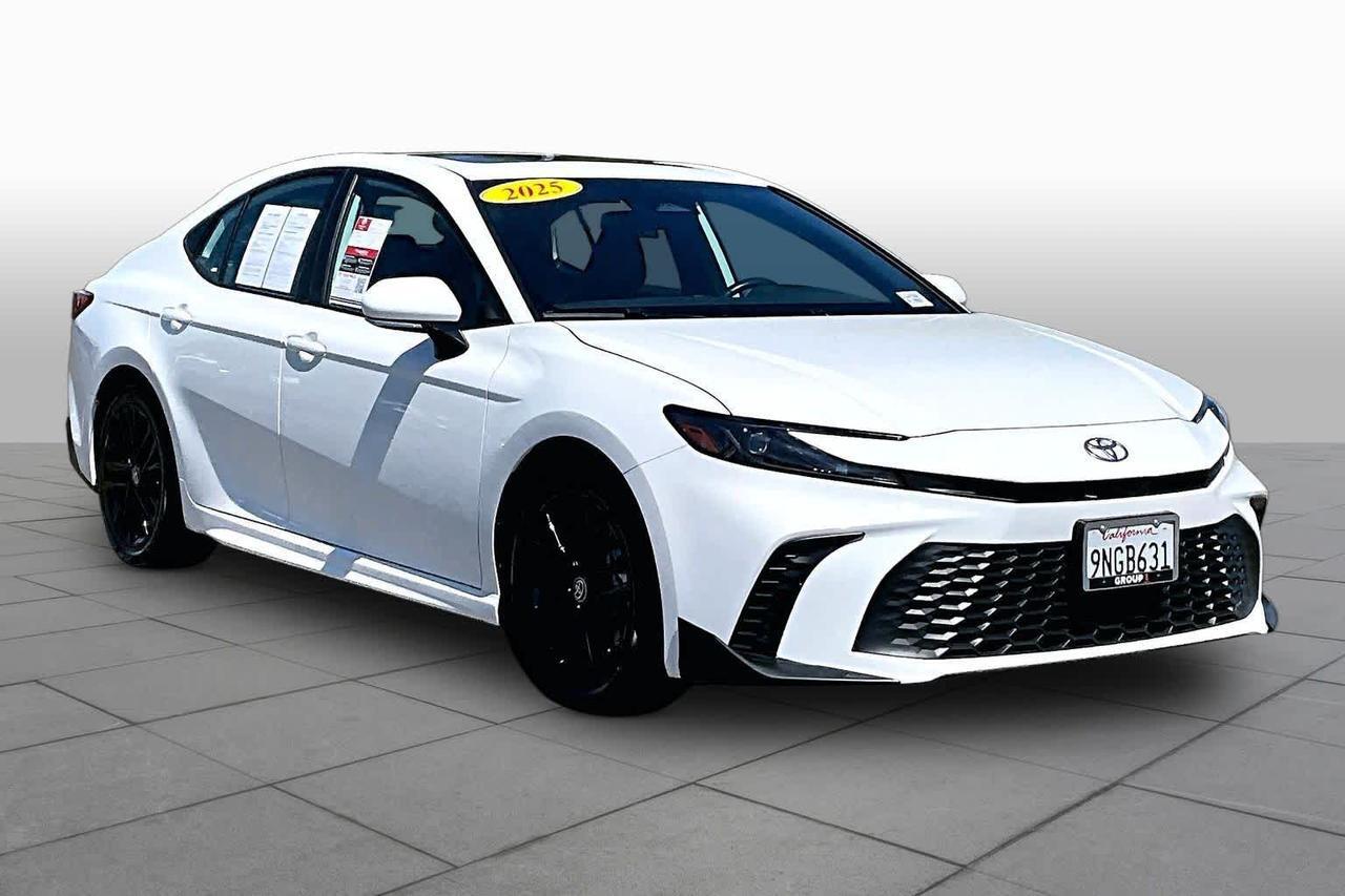 2025 Toyota Camry SE 2025 Toyota Camry SE
