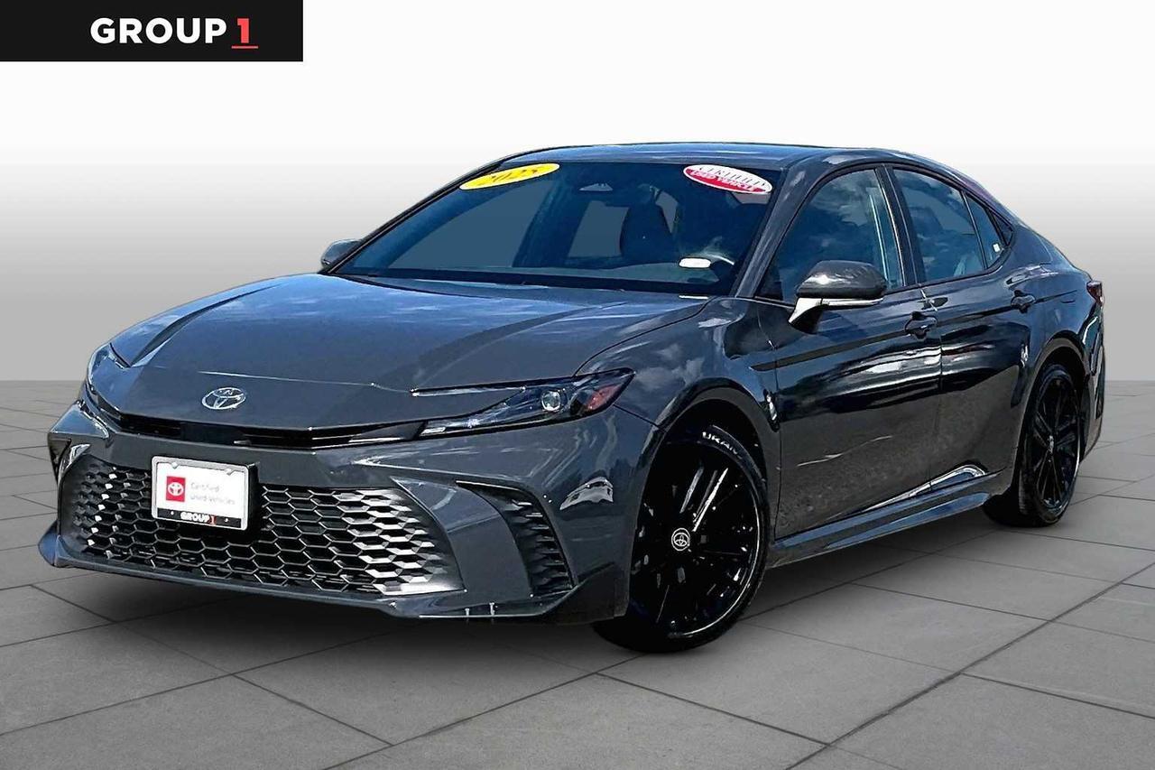2025 Toyota Camry SE 2025 Toyota Camry SE