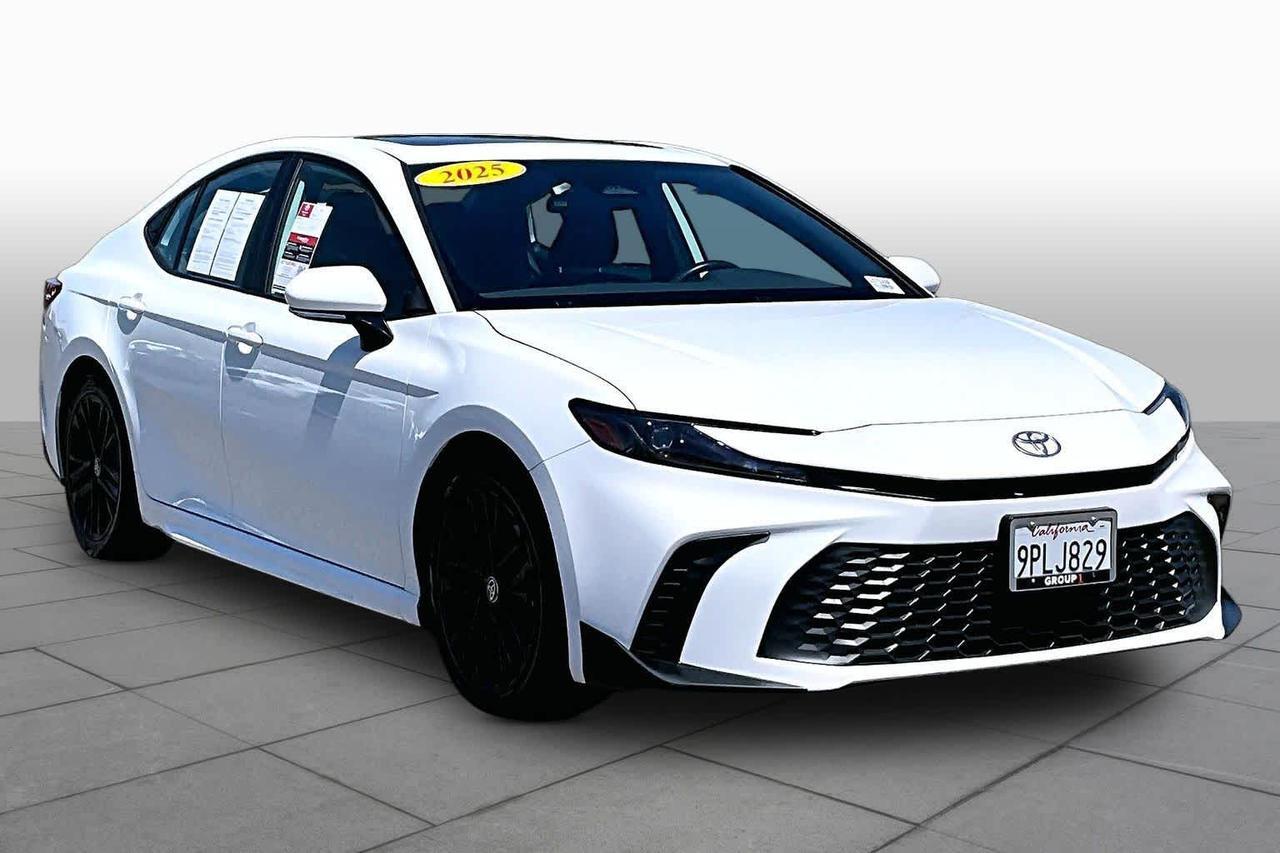 2025 Toyota Camry SE 2025 Toyota Camry SE