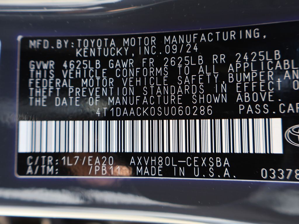 2025 Toyota Camry SE
