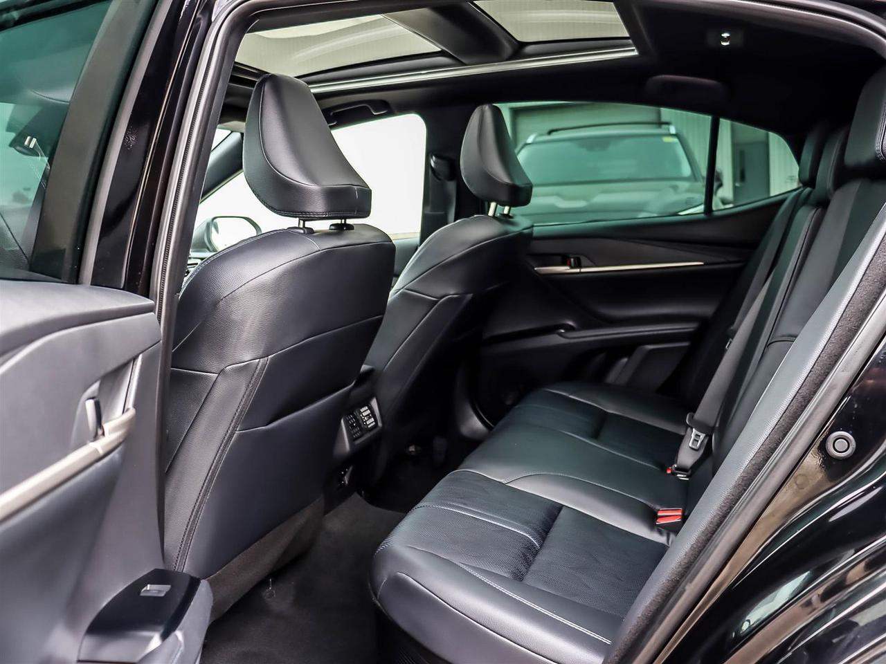 2025 Toyota Camry XSE Mississauga ON