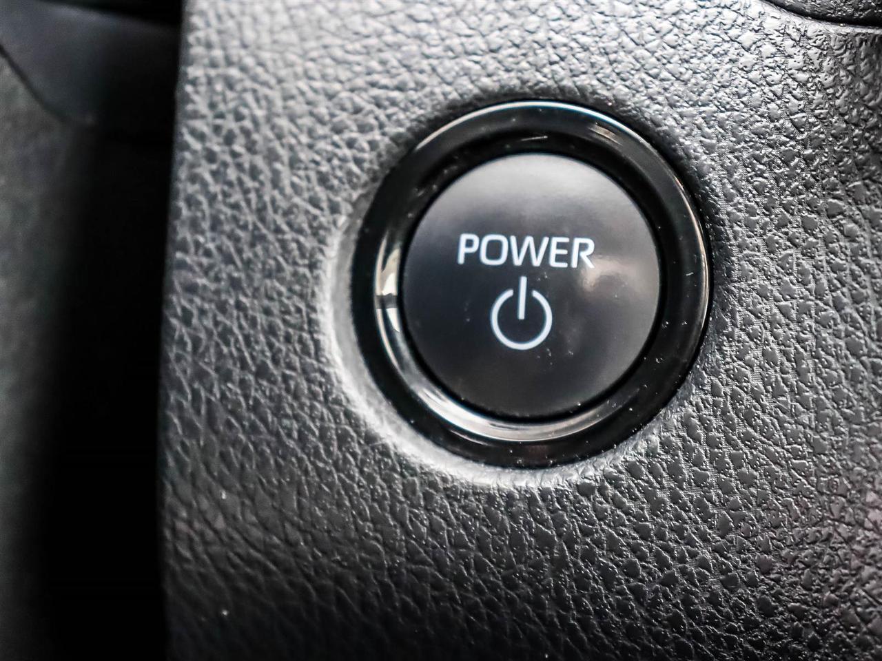 2025 Toyota Camry XSE Mississauga ON