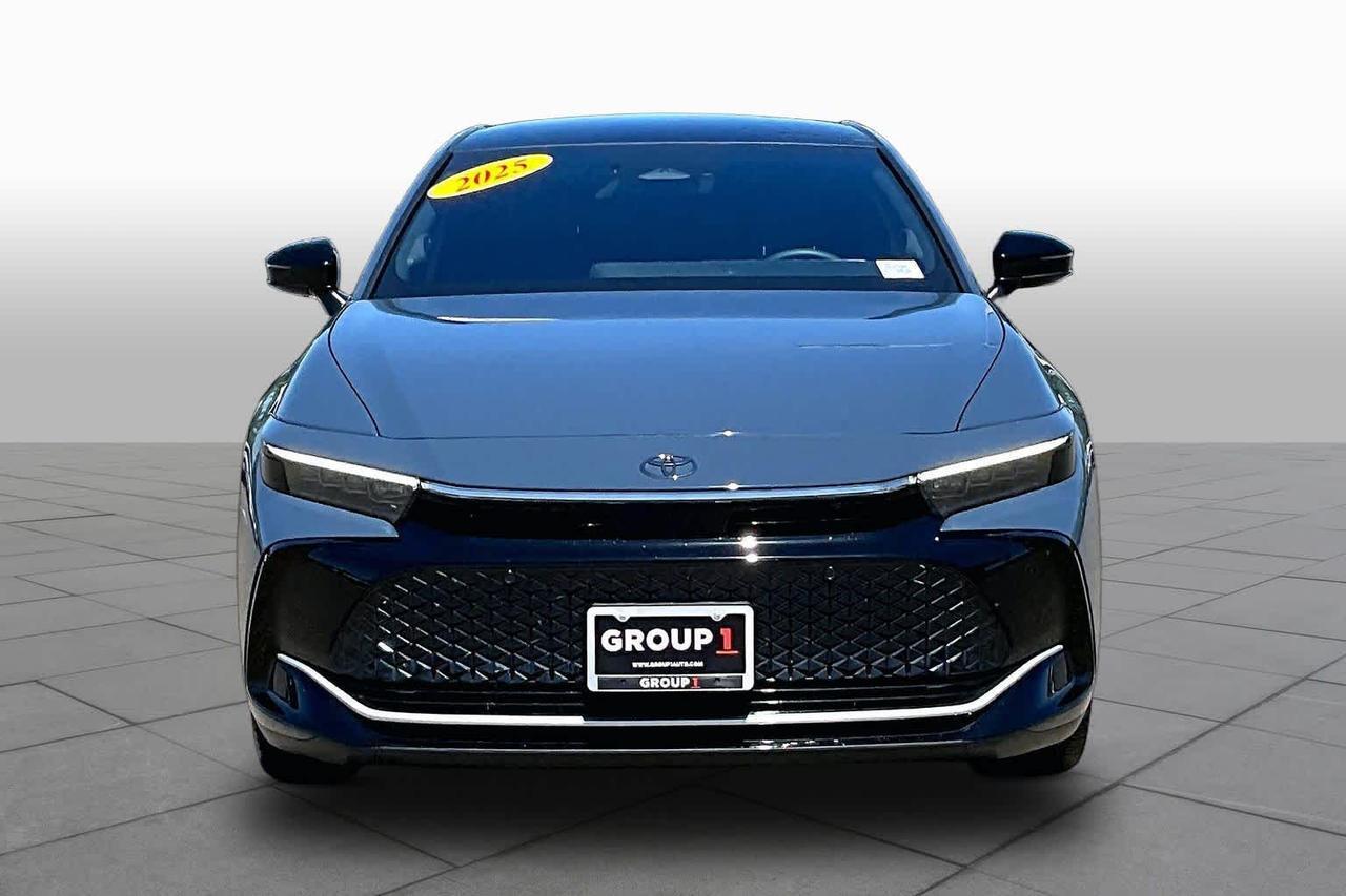 2025 Toyota Crown Nightshade 2025 Toyota Crown Nightshade