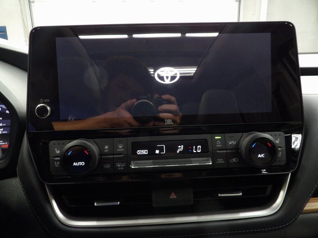 2025 Toyota Grand Highlander Platinum AWD 7 Passenger Fond du Lac WI 2025 Toyota Grand Highlander Platinum AWD 7 Passenger Fond du Lac WI