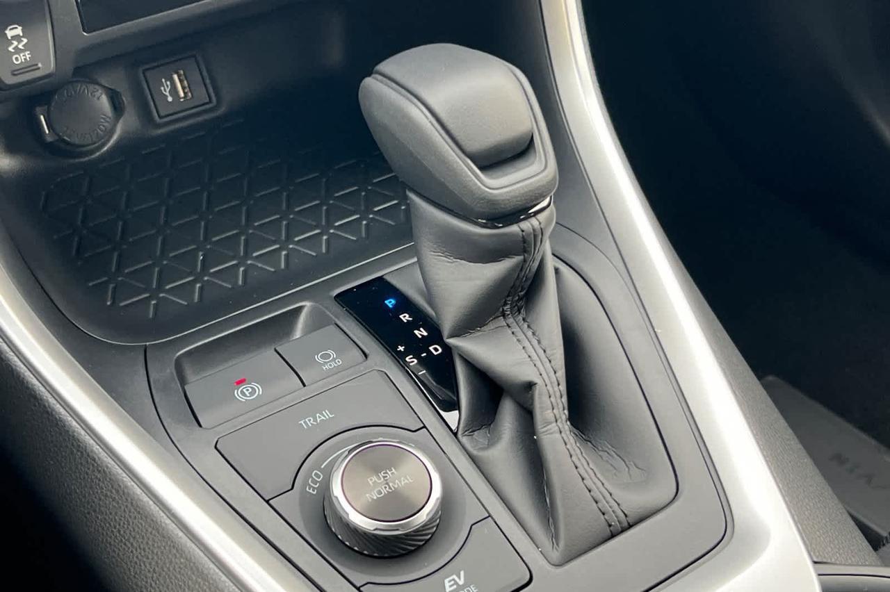 2025 Toyota RAV4 Hybrid LE Roseville CA