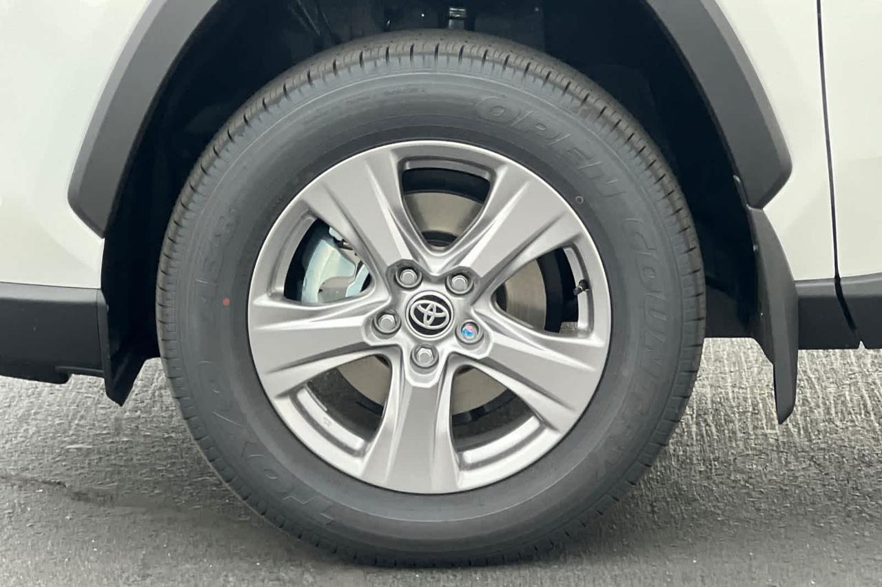 2025 Toyota RAV4 Hybrid LE Roseville CA
