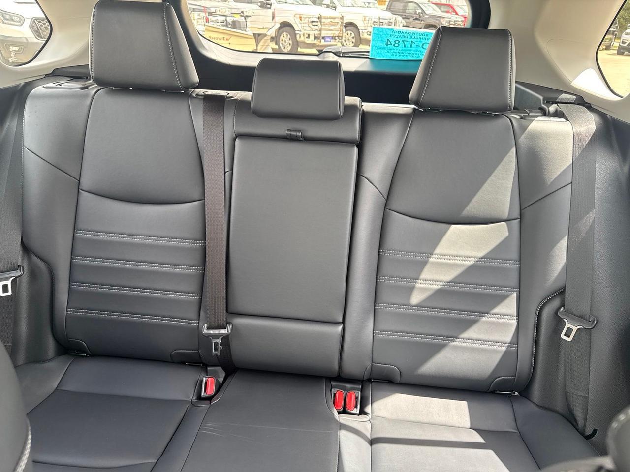 2025 Toyota RAV4 Hybrid XLE Premium Watertown SD 2025 Toyota RAV4 Hybrid XLE Premium Watertown SD