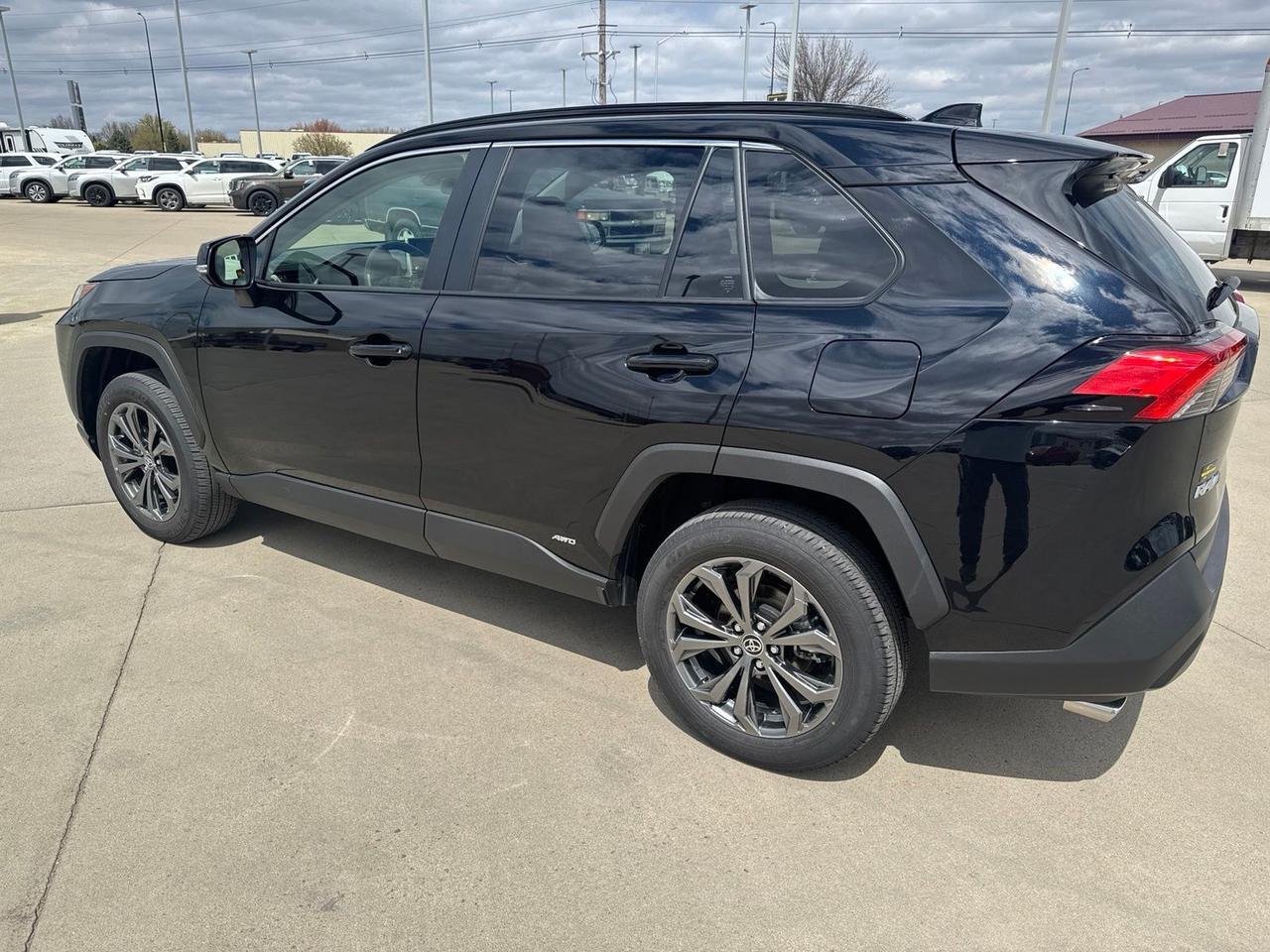 2025 Toyota RAV4 Hybrid XLE Premium Watertown SD 2025 Toyota RAV4 Hybrid XLE Premium Watertown SD