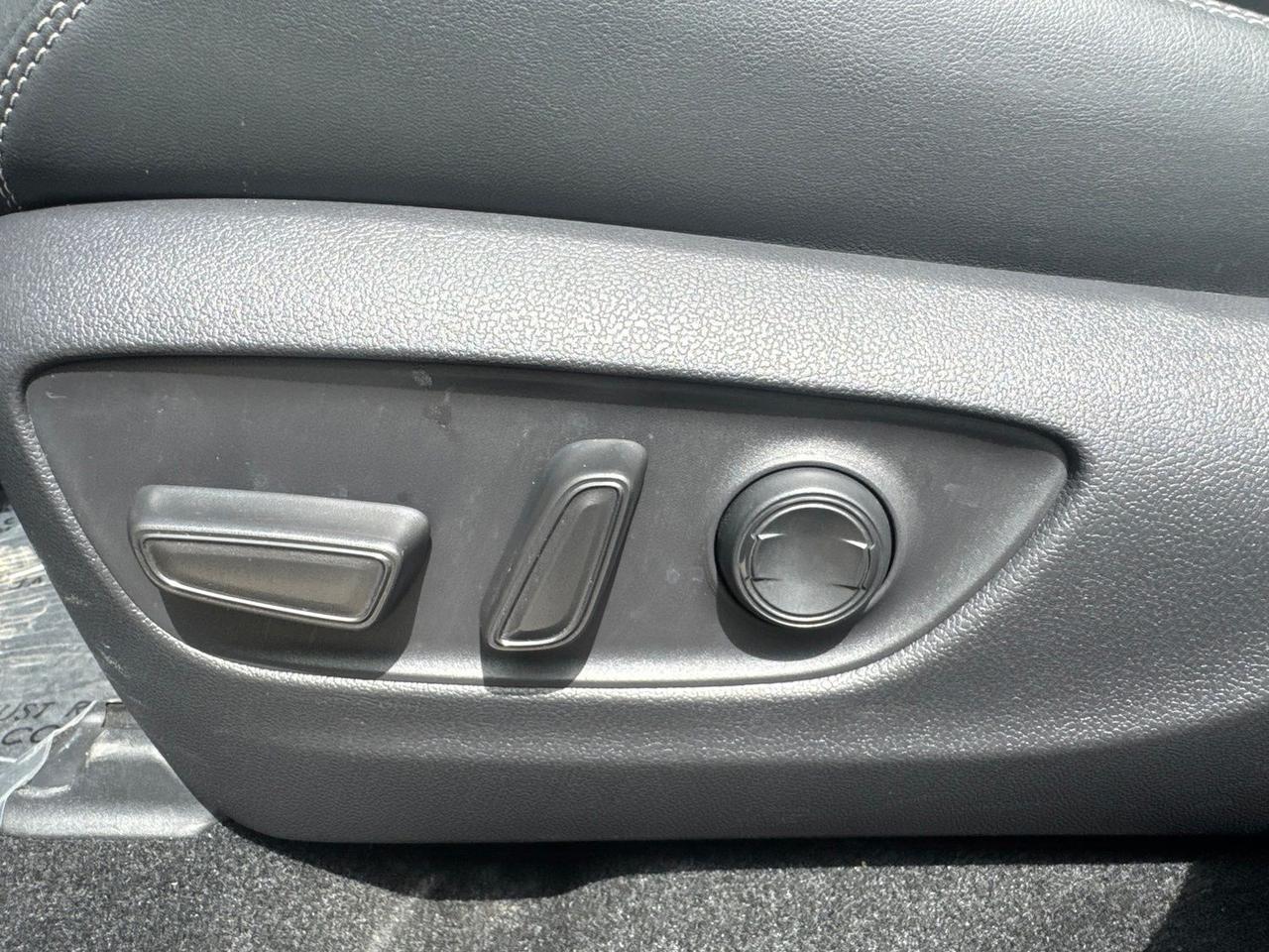 2025 Toyota RAV4 Hybrid XLE Premium Watertown SD 2025 Toyota RAV4 Hybrid XLE Premium Watertown SD