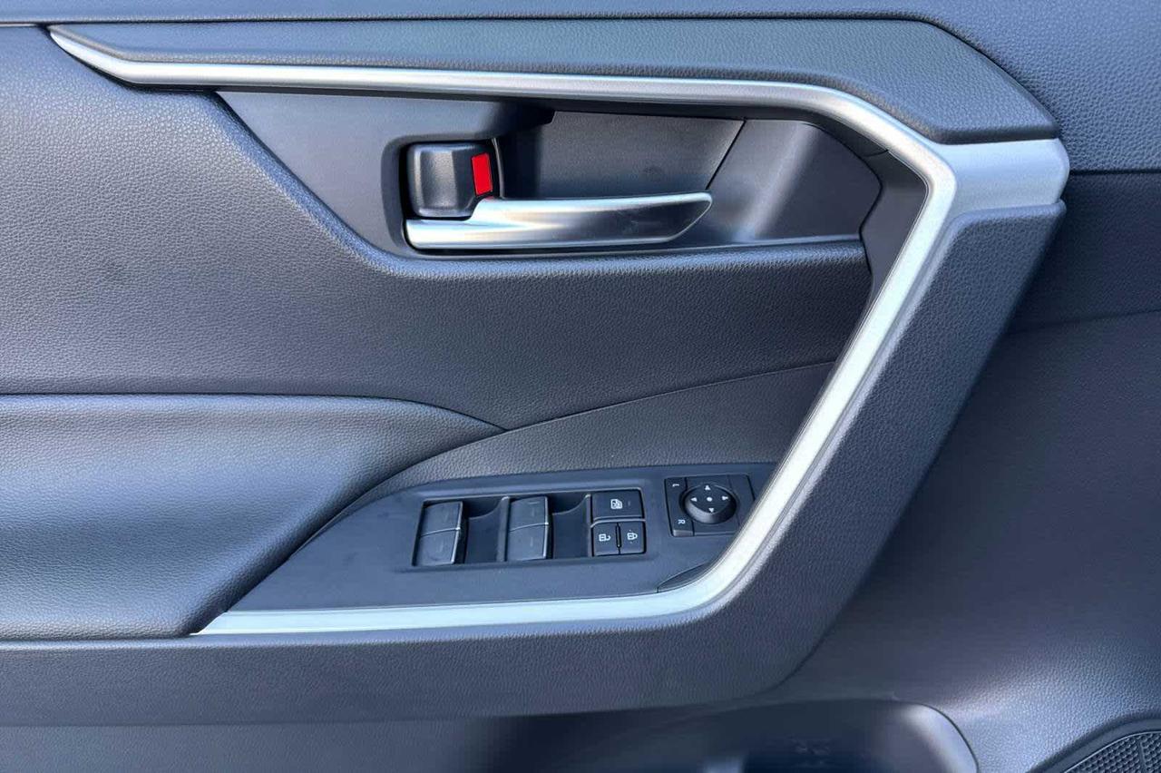 2025 Toyota RAV4 Hybrid XLE Roseville CA