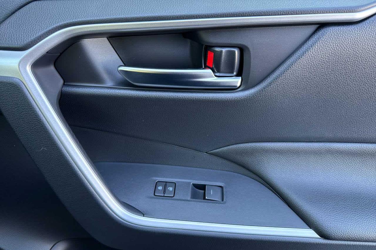 2025 Toyota RAV4 Hybrid XLE Roseville CA