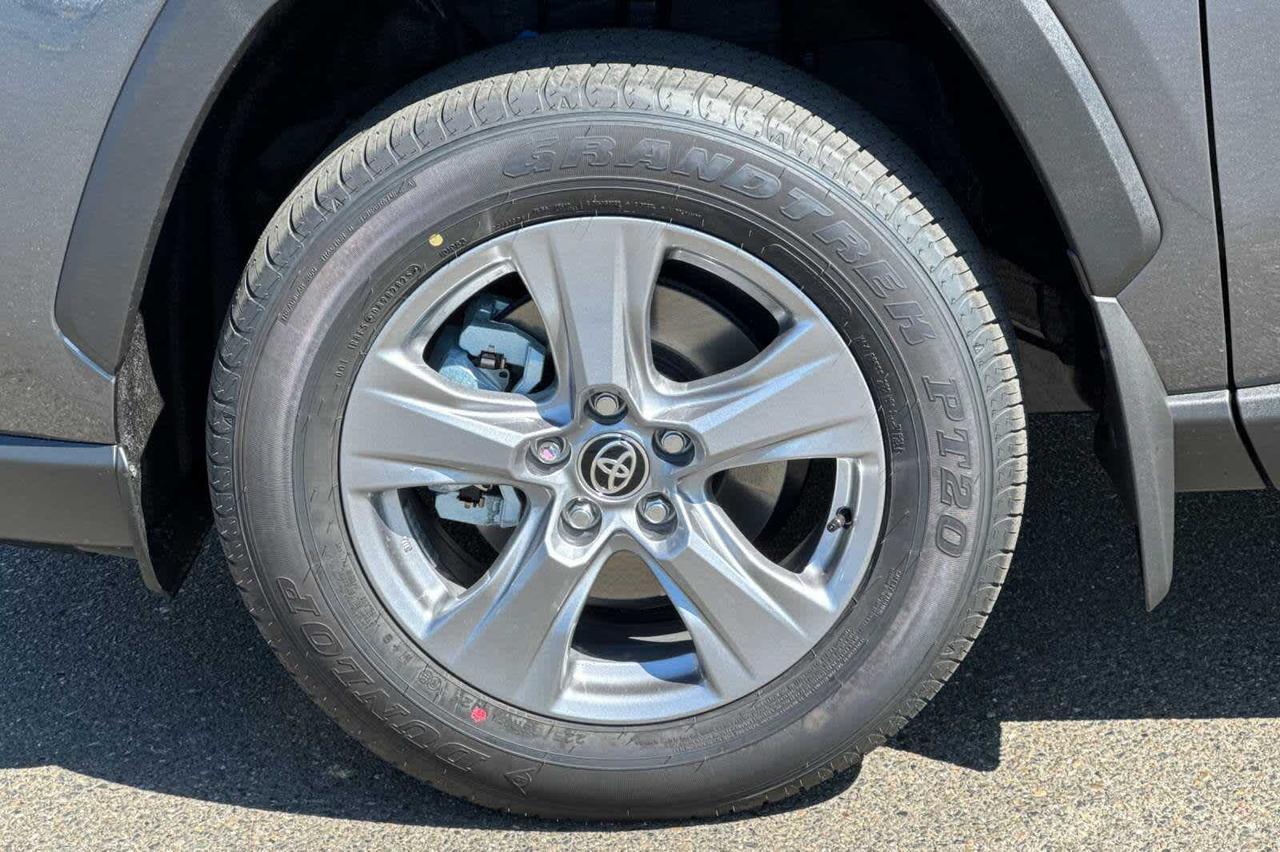 2025 Toyota RAV4 Hybrid XLE Roseville CA