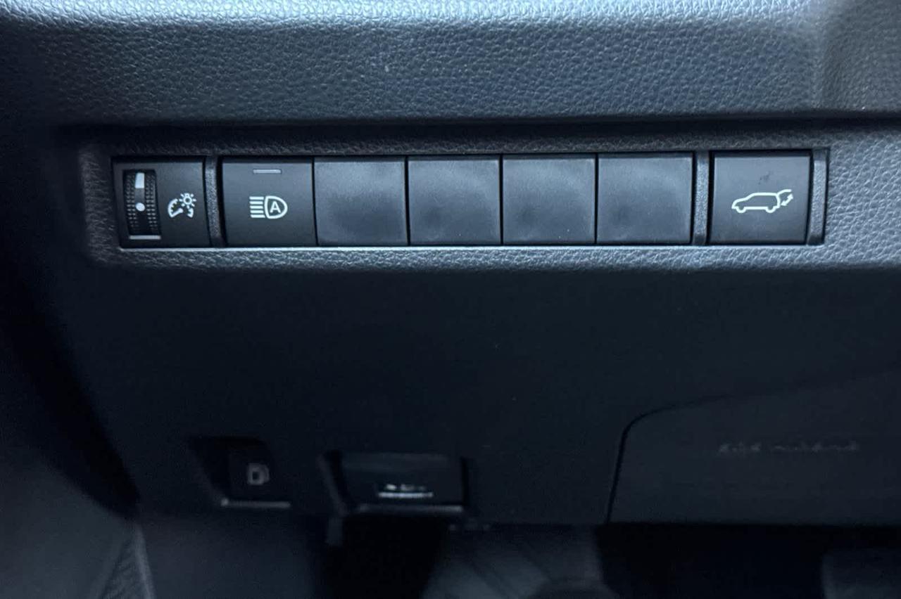 2025 Toyota RAV4 Hybrid XLE Roseville CA