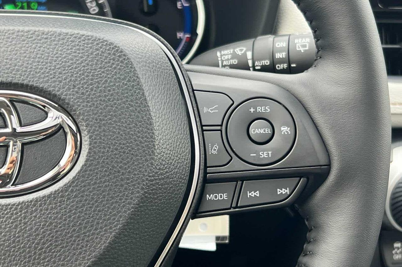 2025 Toyota RAV4 Hybrid XLE Roseville CA