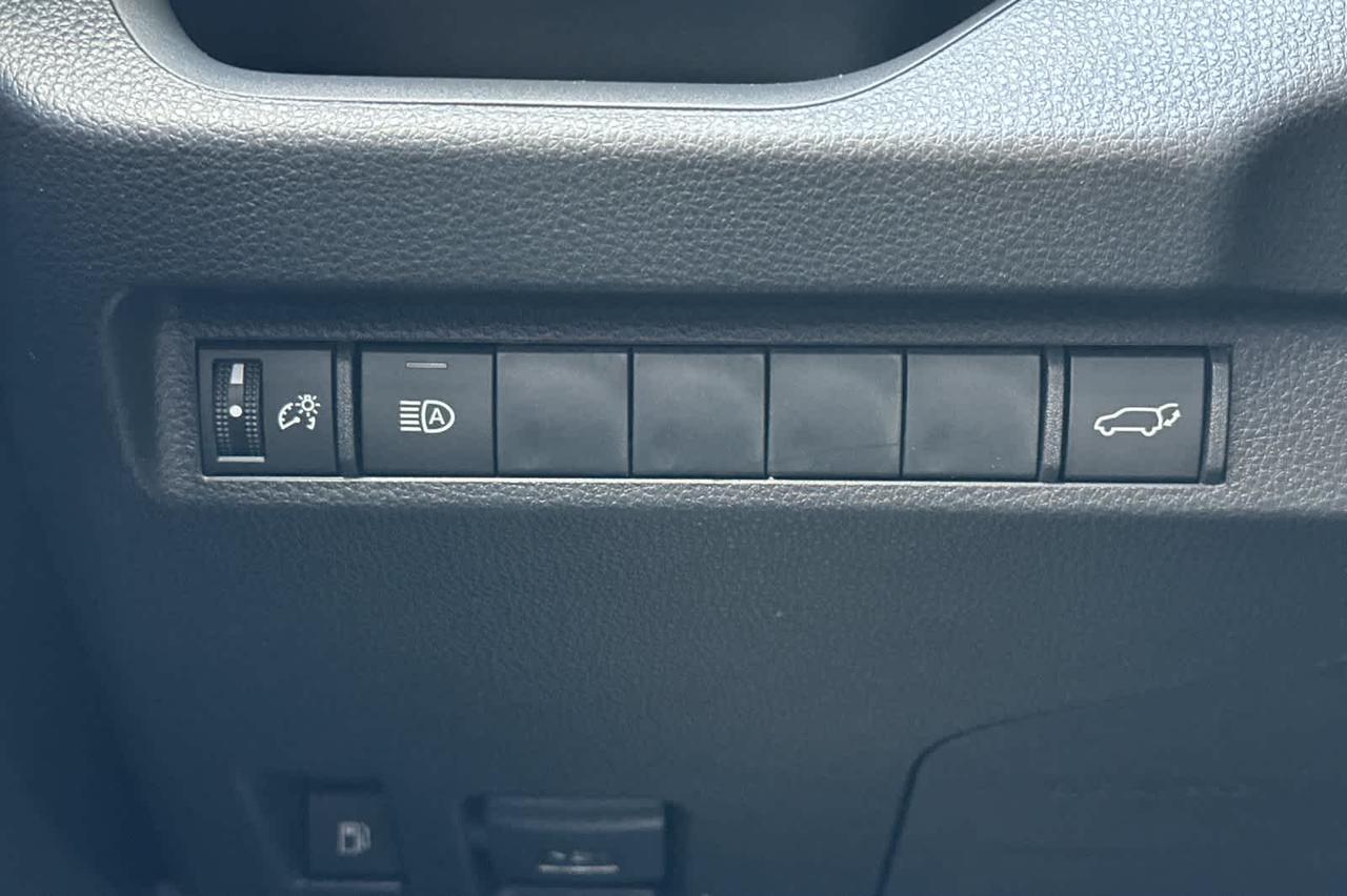 2025 Toyota RAV4 Hybrid XLE Roseville CA