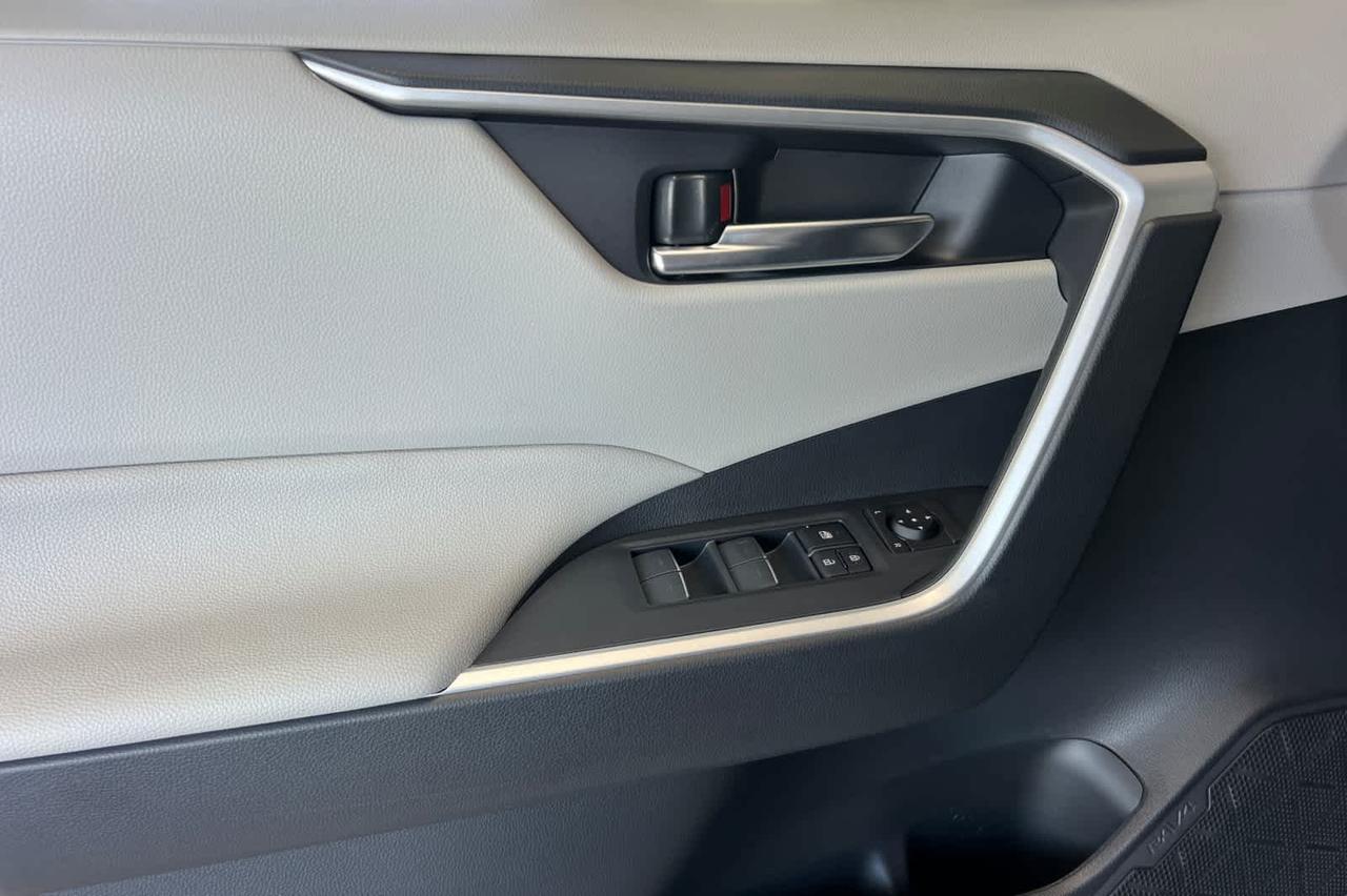 2025 Toyota RAV4 Hybrid XLE Roseville CA