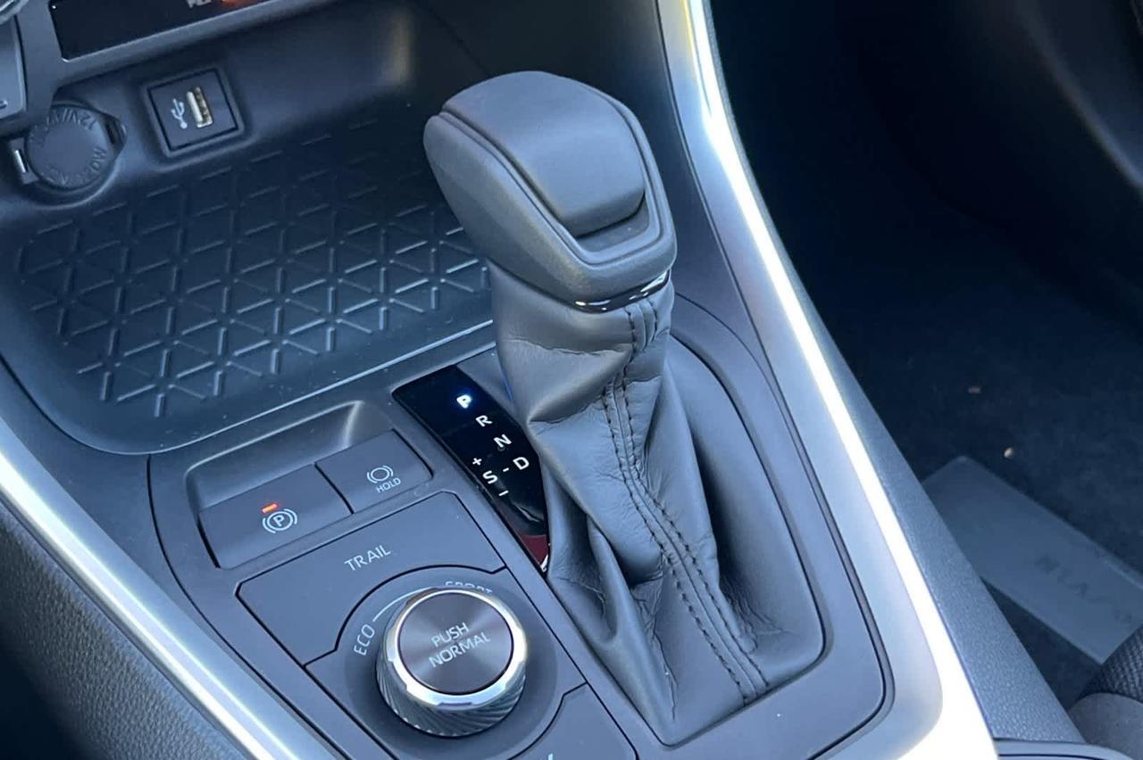 2025 Toyota RAV4 Hybrid XLE Roseville CA