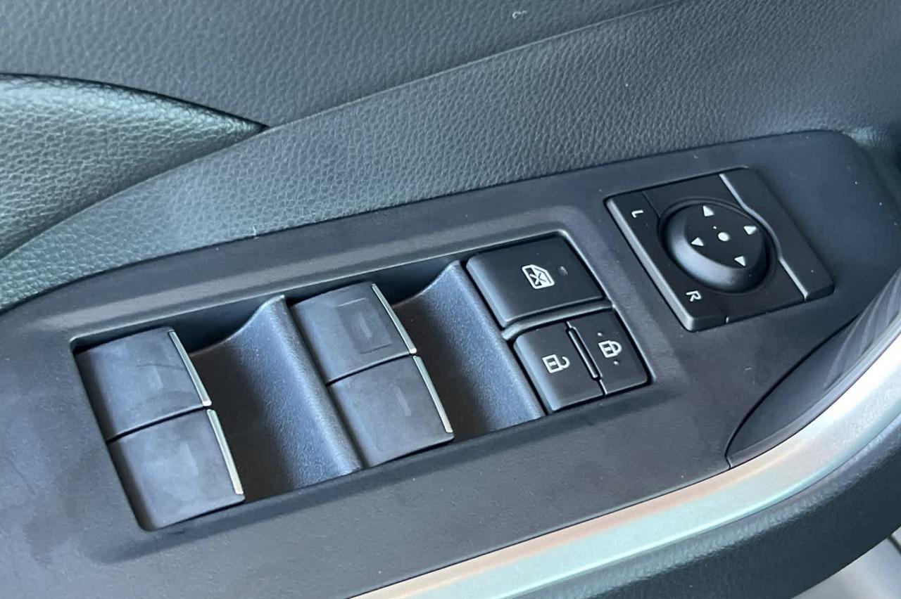 2025 Toyota RAV4 Hybrid XLE Roseville CA