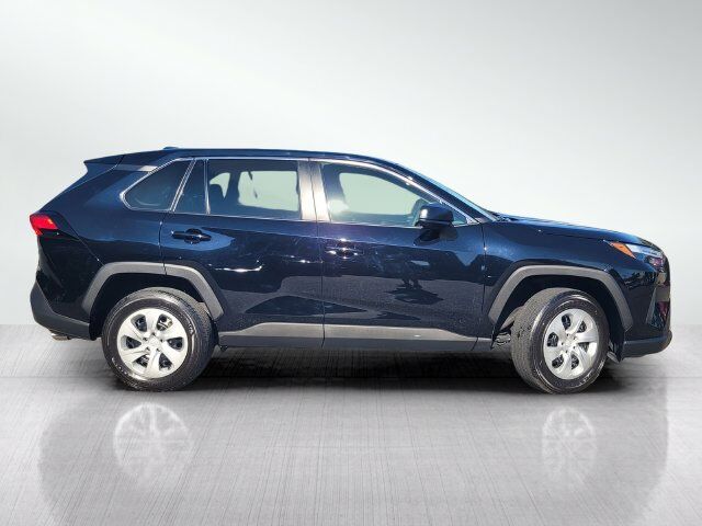 2025 Toyota RAV4 LE 2025 Toyota RAV4 LE