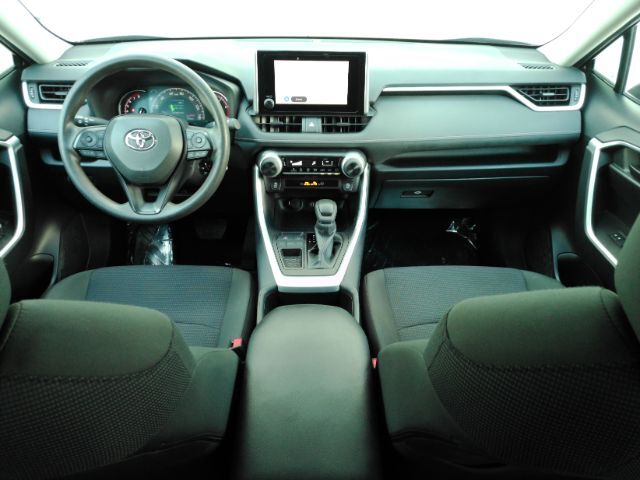 2025 Toyota RAV4 LE 2025 Toyota RAV4 LE