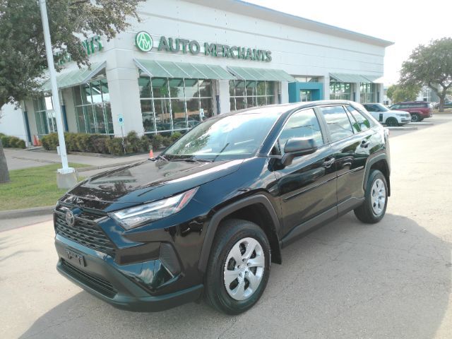 2025 Toyota RAV4 LE 2025 Toyota RAV4 LE