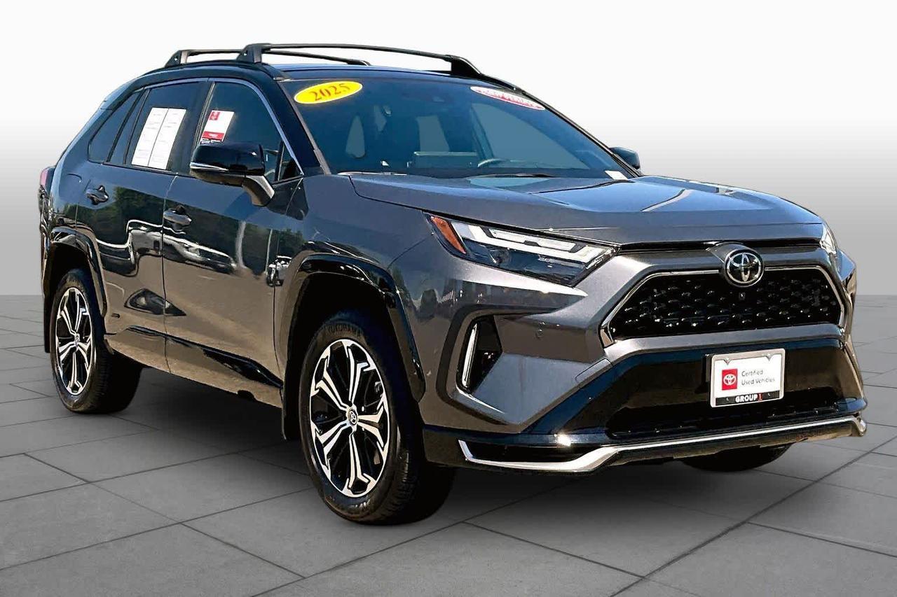 2025 Toyota RAV4 Plug-In Hybrid XSE 2025 Toyota RAV4 Plug-In Hybrid XSE