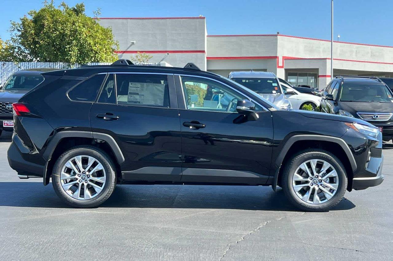 2025 Toyota RAV4 XLE Premium Roseville CA