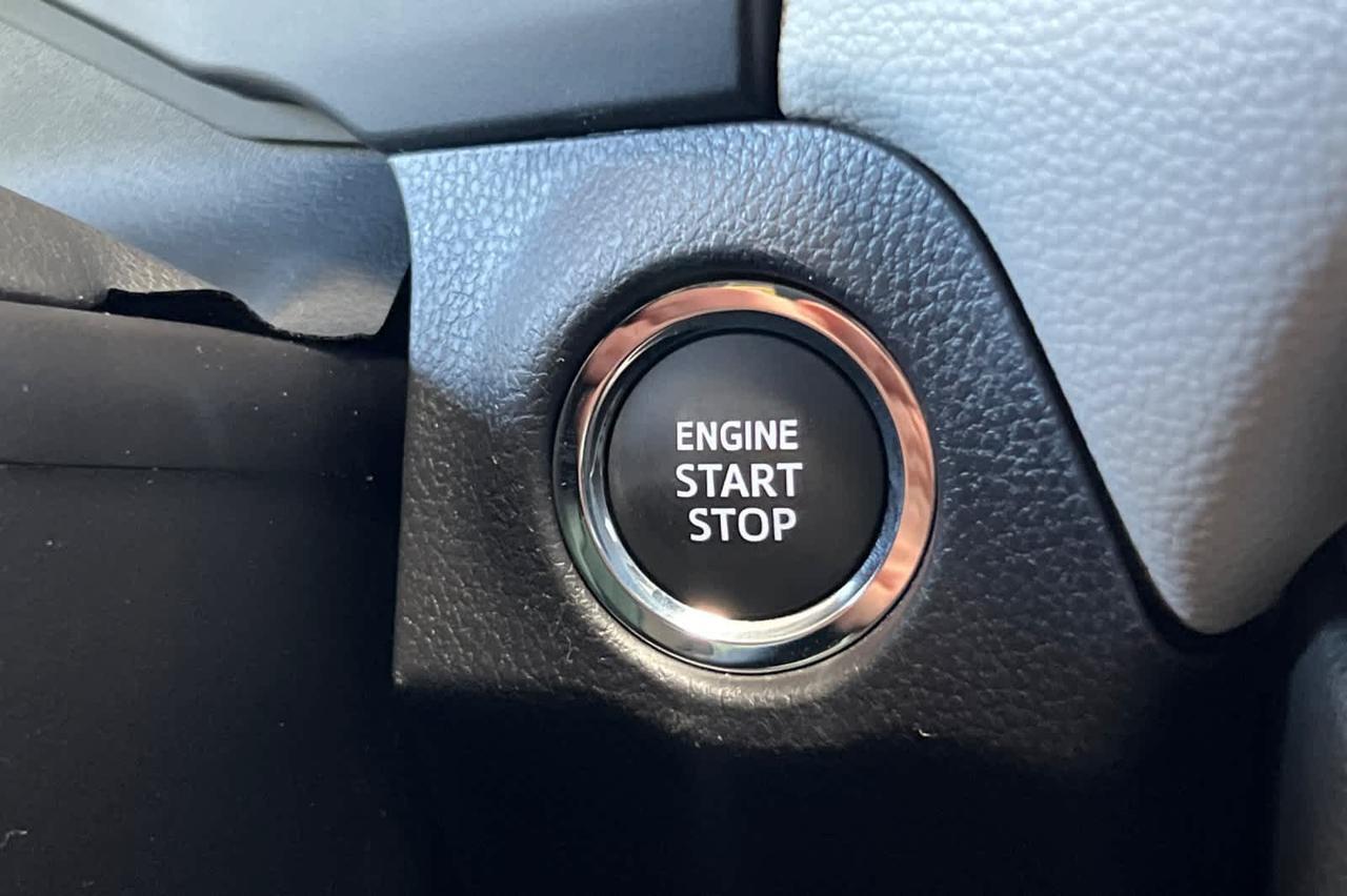 2025 Toyota RAV4 XLE Premium Roseville CA