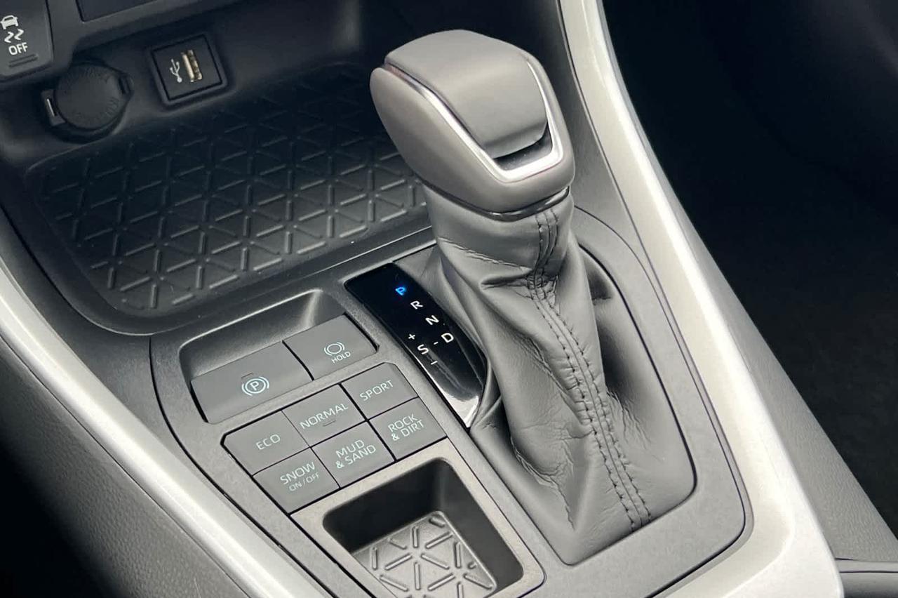 2025 Toyota RAV4 XLE Premium Roseville CA