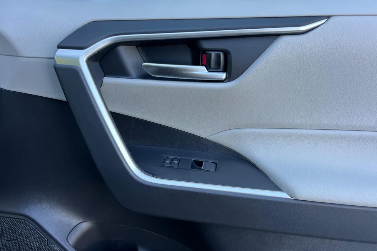 2025 Toyota RAV4 XLE Roseville CA