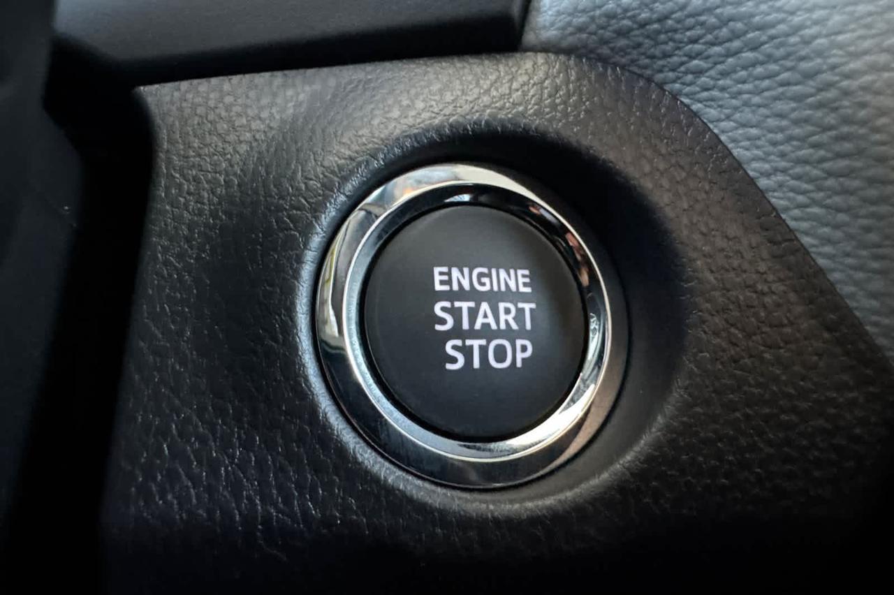 2025 Toyota RAV4 XLE Roseville CA