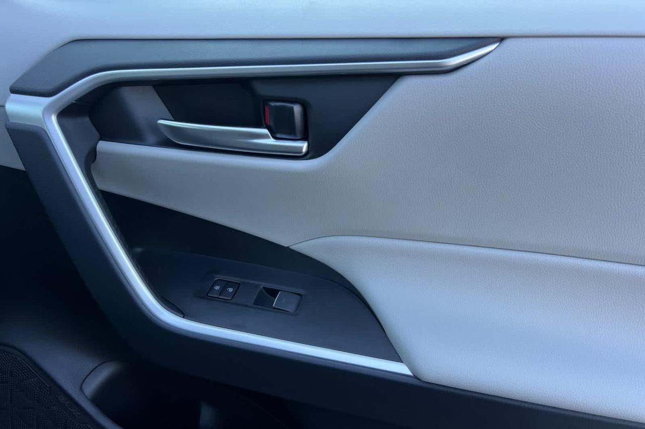 2025 Toyota RAV4 XLE Roseville CA