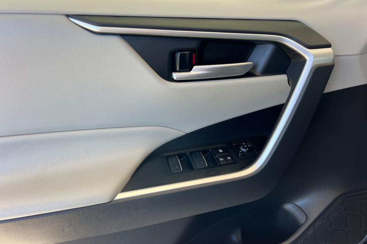 2025 Toyota RAV4 XLE Roseville CA