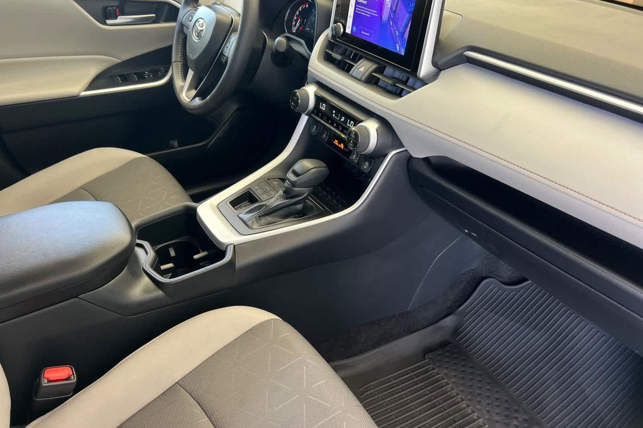 2025 Toyota RAV4 XLE Roseville CA