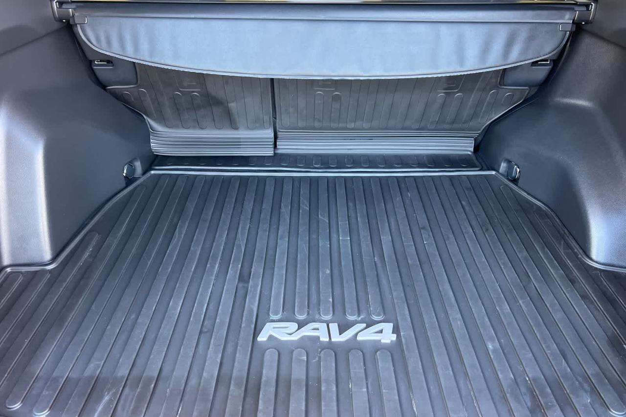 2025 Toyota RAV4 XLE Roseville CA