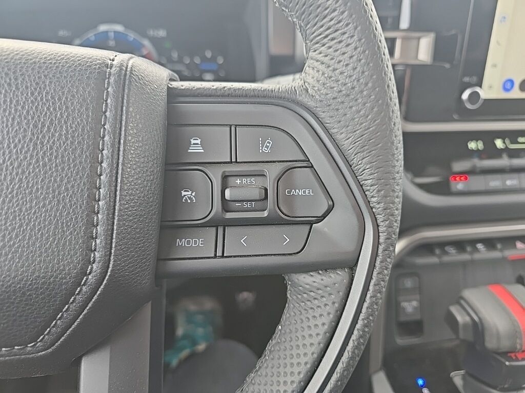 2025 Toyota Sequoia Platinum 4WD 8 Passenger Fond du Lac WI