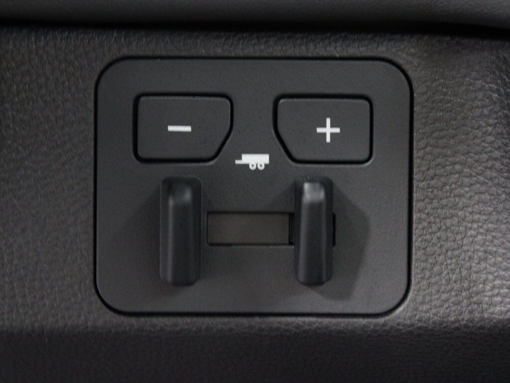 2025 Toyota Sequoia Platinum 4WD Fond du Lac WI 2025 Toyota Sequoia Platinum 4WD Fond du Lac WI