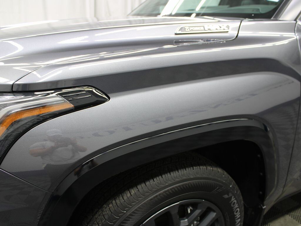 2025 Toyota Sequoia Platinum 4WD Fond du Lac WI 2025 Toyota Sequoia Platinum 4WD Fond du Lac WI