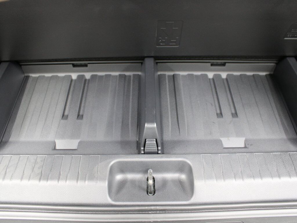 2025 Toyota Sequoia Platinum 4WD Fond du Lac WI 2025 Toyota Sequoia Platinum 4WD Fond du Lac WI