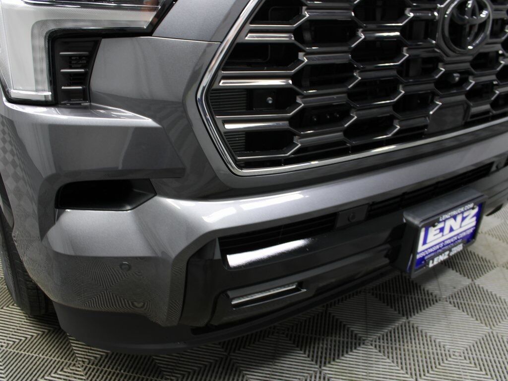 2025 Toyota Sequoia Platinum 4WD Fond du Lac WI 2025 Toyota Sequoia Platinum 4WD Fond du Lac WI