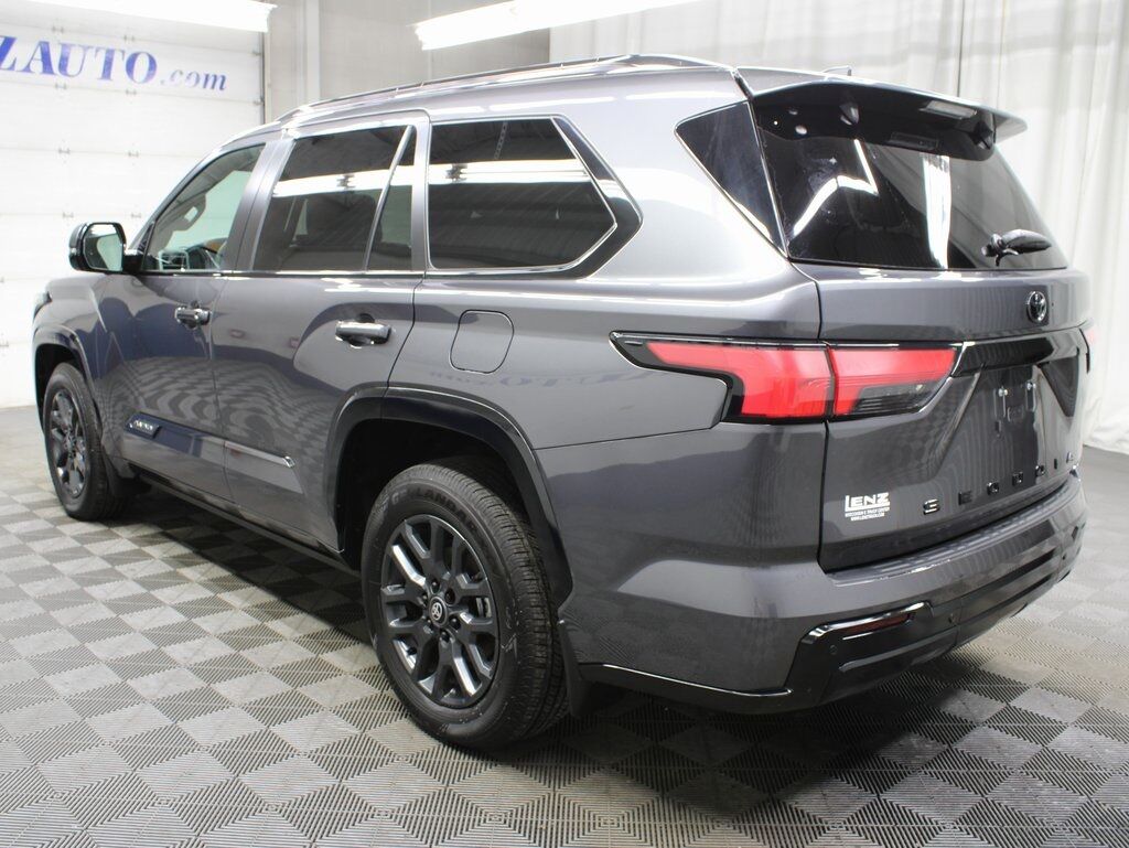 2025 Toyota Sequoia Platinum 4WD Fond du Lac WI 2025 Toyota Sequoia Platinum 4WD Fond du Lac WI