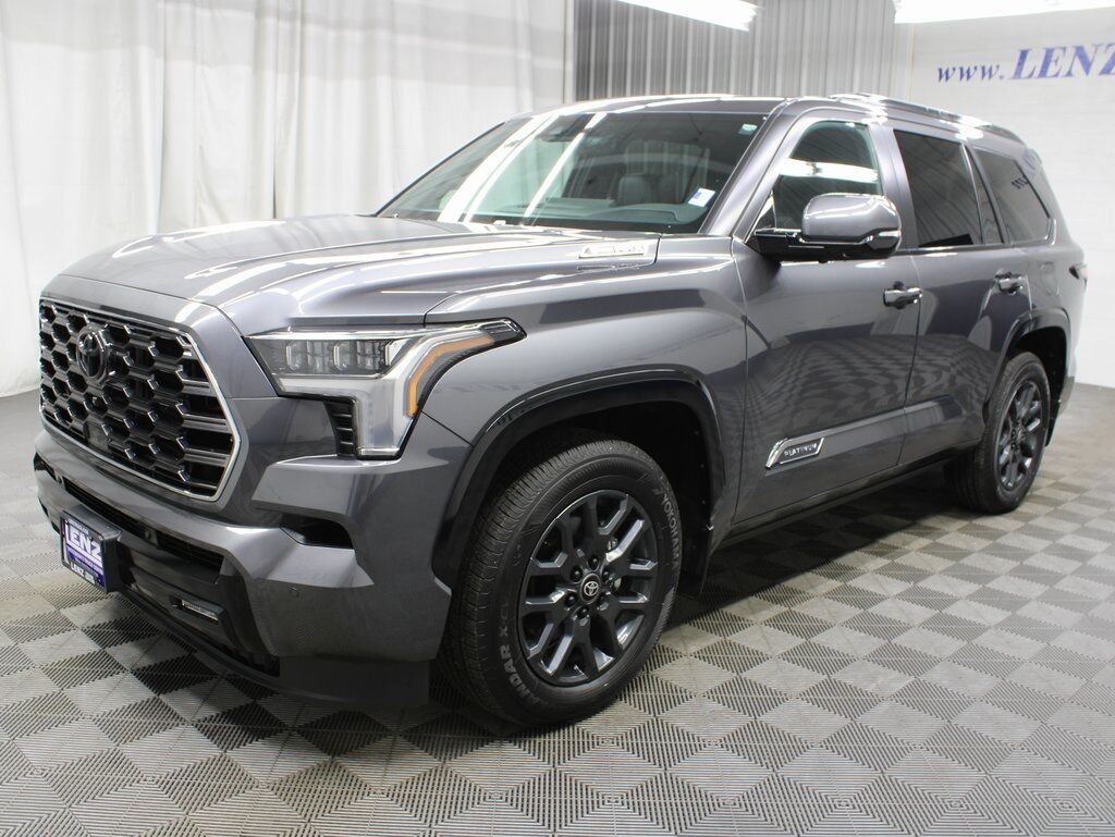 2025 Toyota Sequoia Platinum 4WD Fond du Lac WI 2025 Toyota Sequoia Platinum 4WD Fond du Lac WI