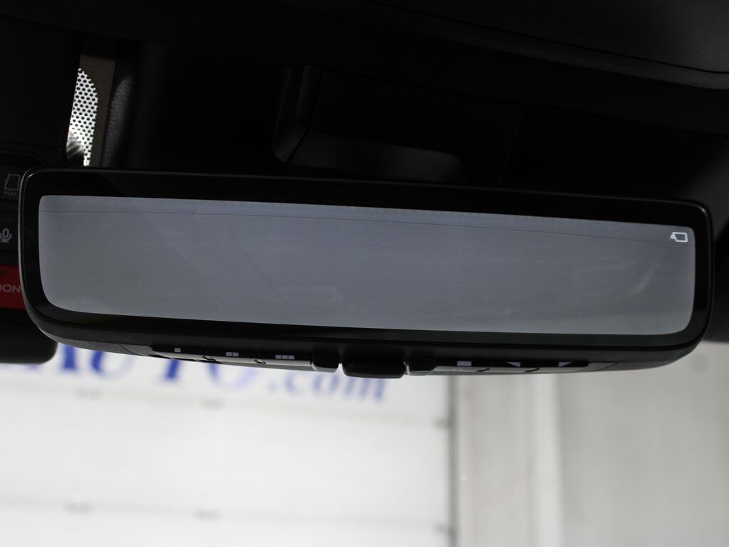 2025 Toyota Sequoia Platinum 4WD Fond du Lac WI 2025 Toyota Sequoia Platinum 4WD Fond du Lac WI